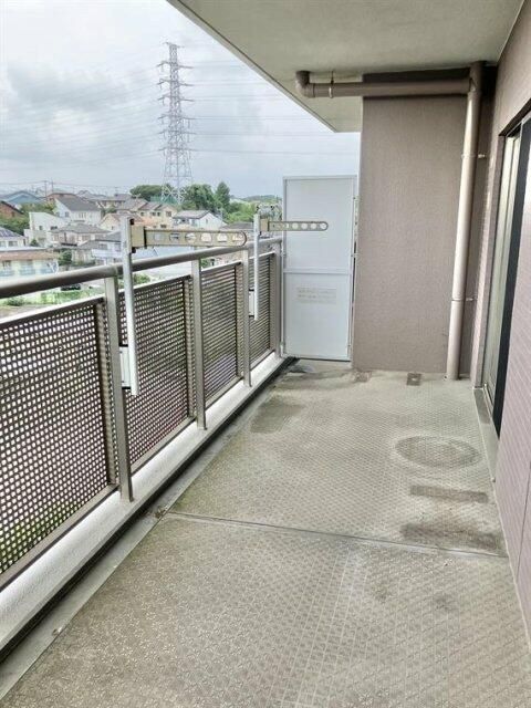近くのサンドラッグ 上郷店まで1,542m（徒歩20分）