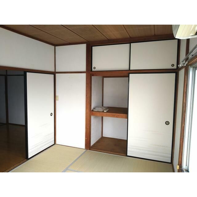 ベッドルーム