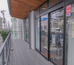 近くの茅ヶ崎市役所辻堂駅前出張所まで269m(徒歩4分)