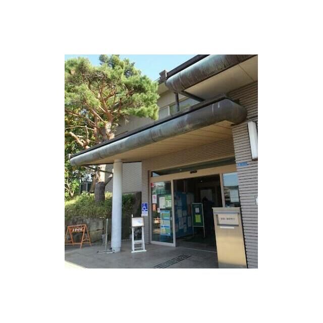 近くの藤沢市辻堂市民図書館まで1,151m(徒歩15分)