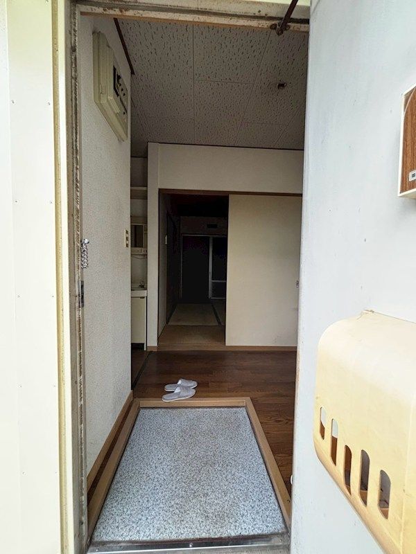 近くのローソン 厚木妻田西一丁目店まで383m（徒歩5分）