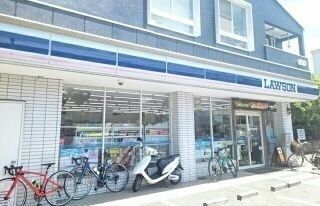近くのローソン鎌倉名越店まで84m(徒歩2分)