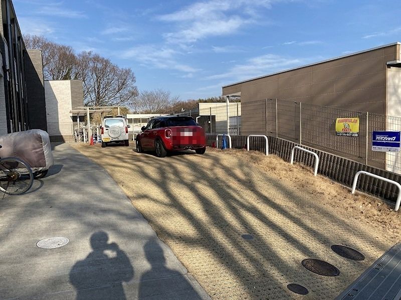 近くの業務スーパー 真田店まで586m(徒歩8分)