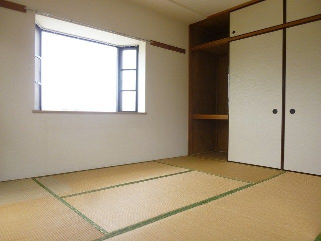 ベッドルーム