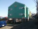 プラーズ愛甲A棟の外観