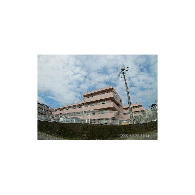 近くの医療法人社団湘南健友会長岡病院まで2,005m(徒歩26分)