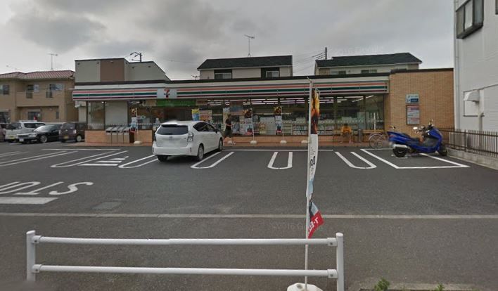 近くのセブンイレブン 伊勢原下落合店まで908m（徒歩12分）