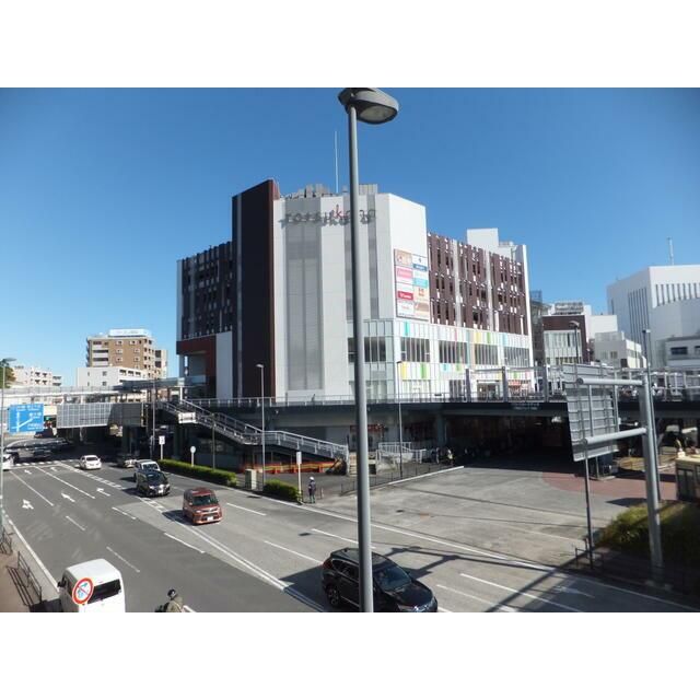 近くのトツカーナモールまで1,200m(徒歩15分)