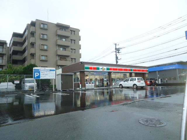 近くのサンクス 藤沢秋葉台店まで359m(徒歩5分)