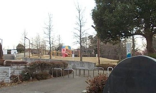 近くの東俣野中央公園まで788m(徒歩10分)
