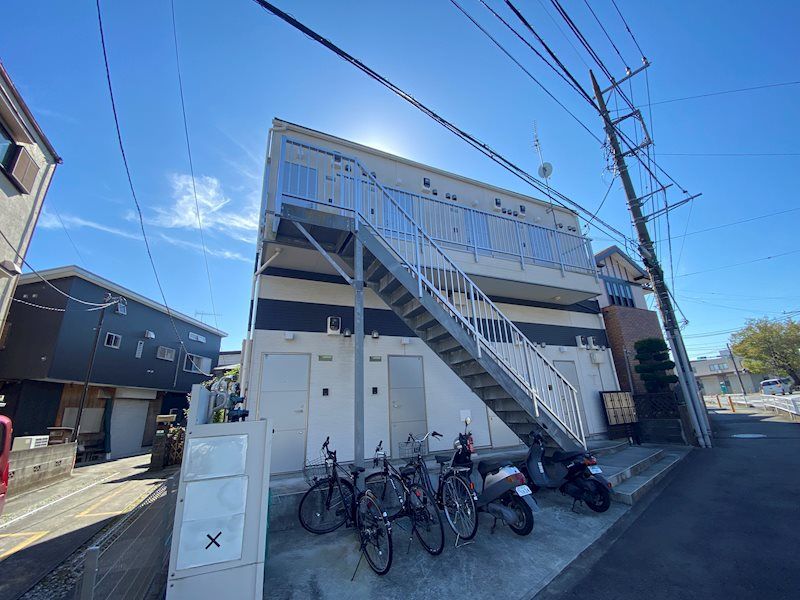 近くのドラッグセイムス 桜ヶ丘店まで644m(徒歩9分)