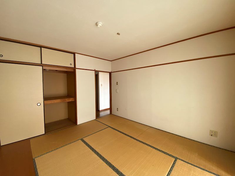 ベッドルーム