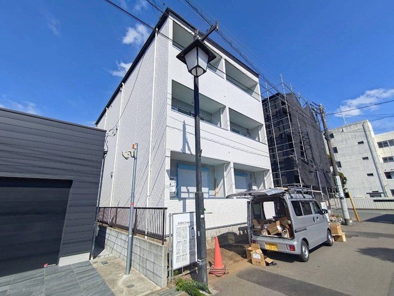 近くのイトーヨーカドー 伊勢原店まで606m（徒歩8分）
