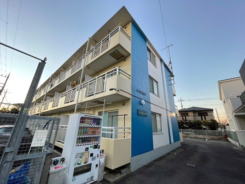 近くのセブンイレブン 藤沢石川3丁目店まで380m(徒歩5分)