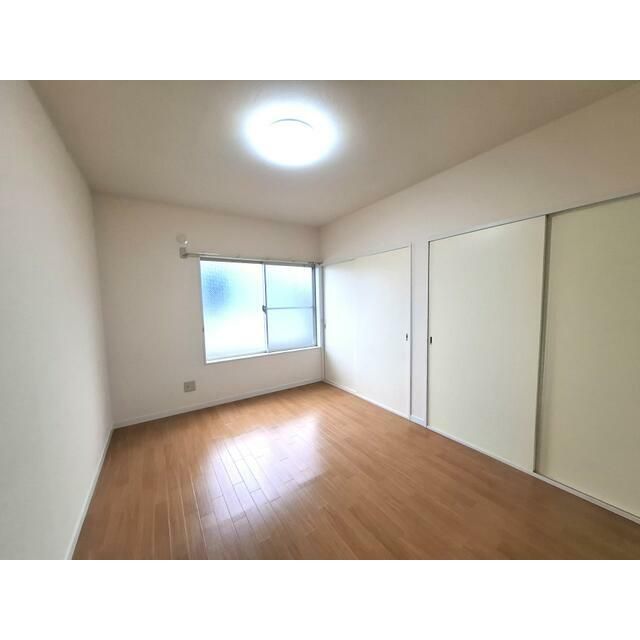 ベッドルーム