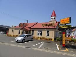 近くのリンガーハット神奈川秦野店まで170m(徒歩3分)