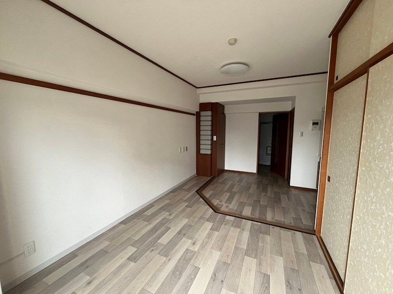 近くのサンクス 横浜公田町店まで250m(徒歩4分)
