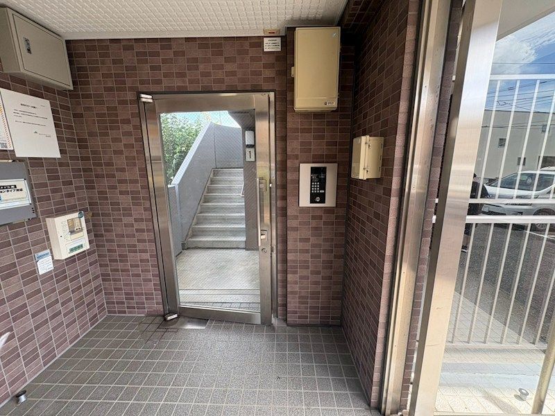 近くの横浜銀行東海大学駅前支店まで516m(徒歩7分)