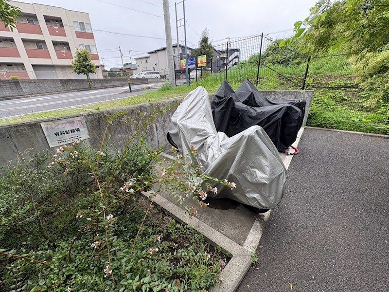 近くの業務スーパー 真田店まで457m(徒歩6分)