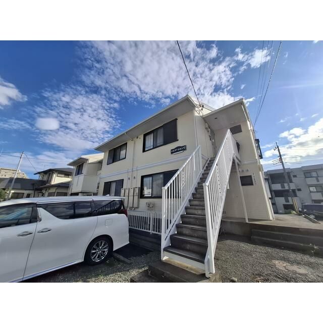 近くのマツモトキヨシ伊勢原桜台店まで442m(徒歩6分)
