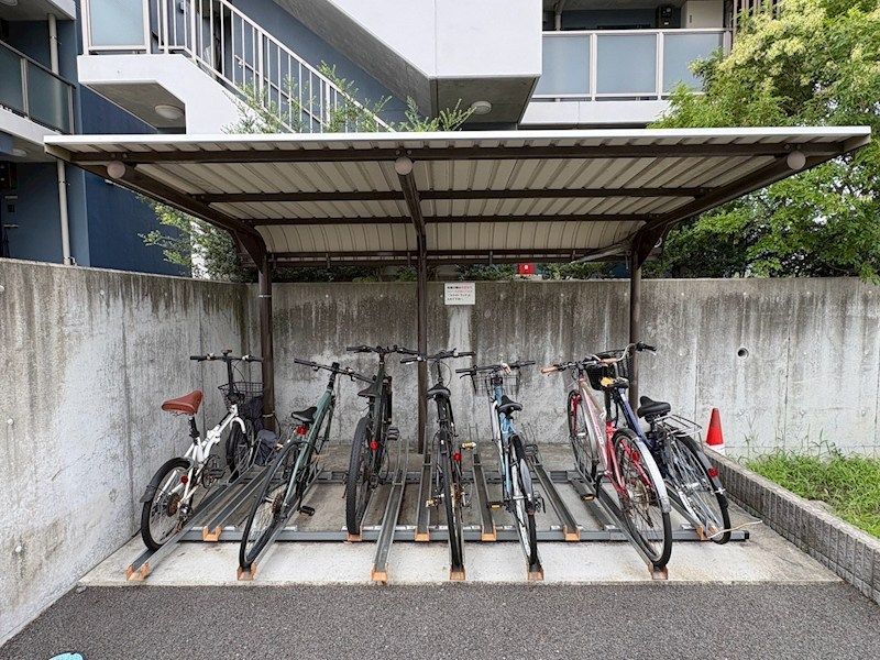 近くの業務スーパー 真田店まで457m（徒歩6分）