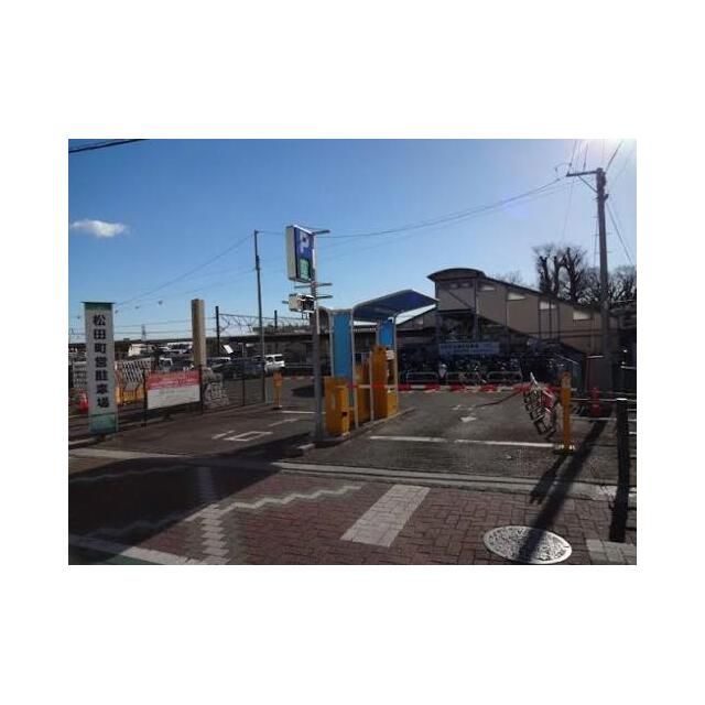 近くの松田町営臨時駐車場まで2,564m(徒歩33分)