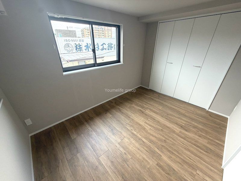 ベッドルーム