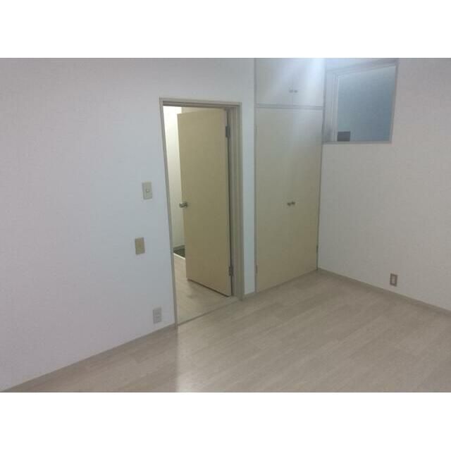 ベッドルーム