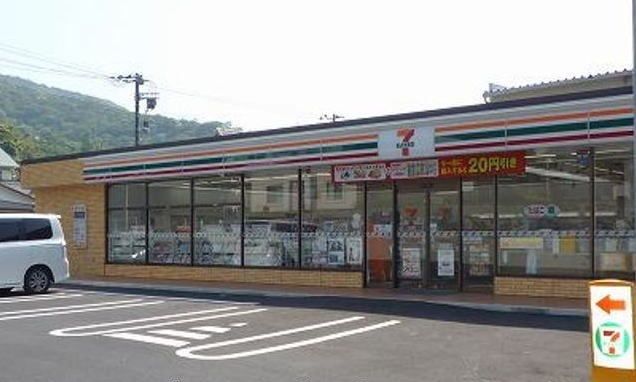 近くのセブンイレブン 箱根仙石原北まで200m(徒歩3分)