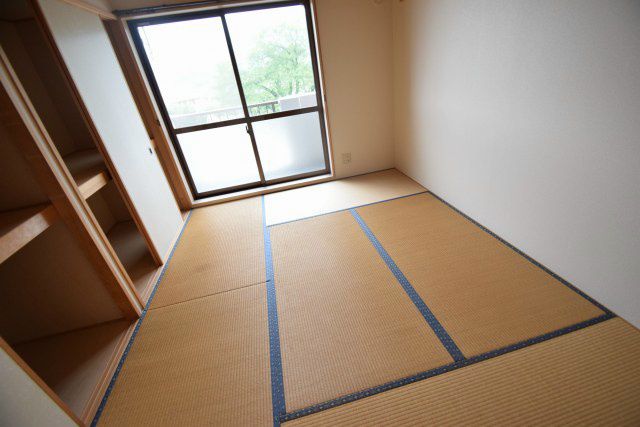 ベッドルーム
