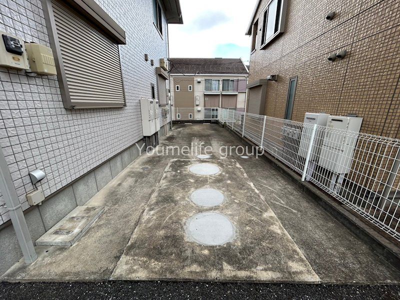 近くのドラッグストア マツモトキヨシ 伊勢原板戸店まで686m（徒歩9分）