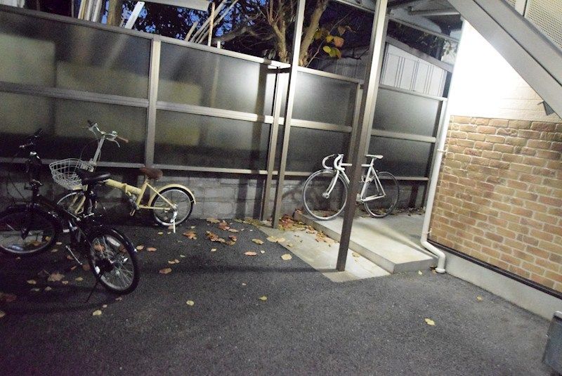 近くのローソンストア100 厚木水引店まで205m(徒歩3分)
