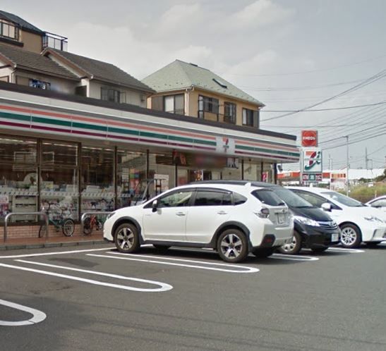 近くのローソン 藤沢亀井野店まで287m（徒歩4分）