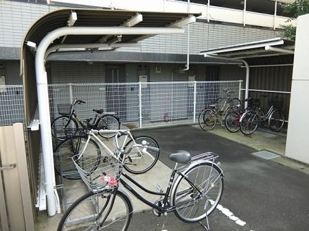 近くのセブンイレブン 厚木愛甲東店まで194m(徒歩3分)