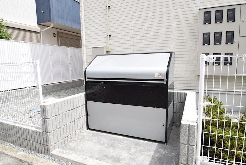 近くのマックスバリュ厚木妻田店まで489m(徒歩7分)