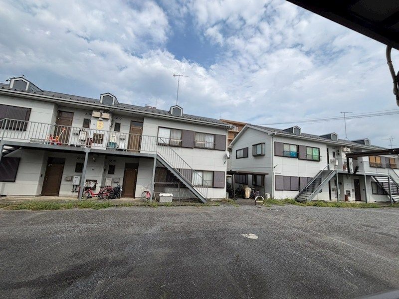 近くのクリエイトSD（エス・ディー） 厚木妻田店まで491m（徒歩7分）