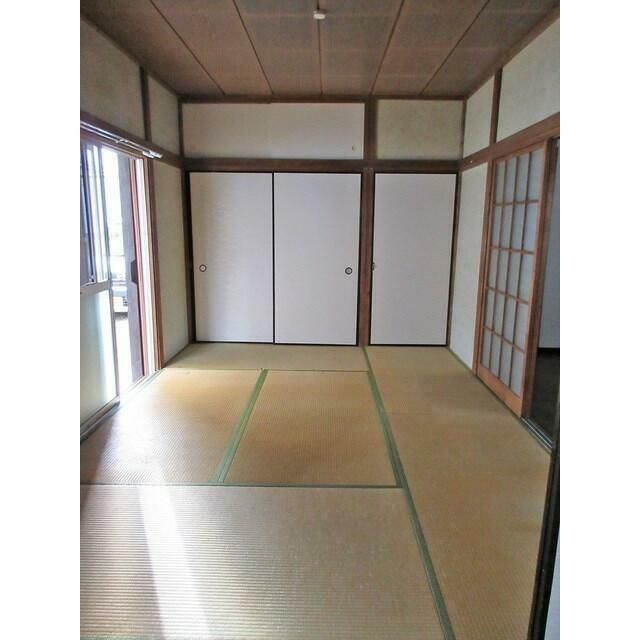 ベッドルーム
