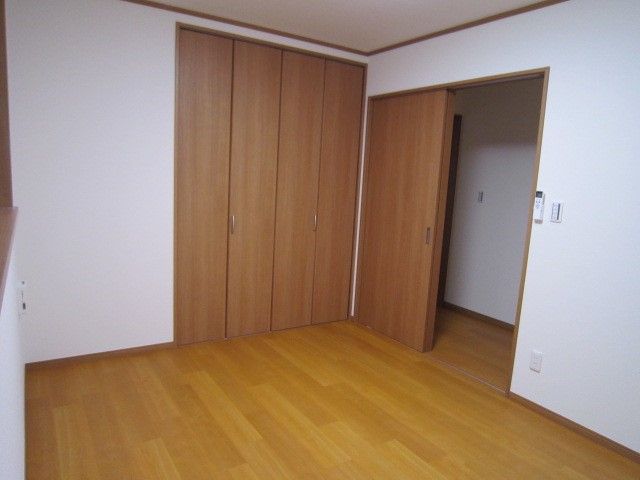 ベッドルーム