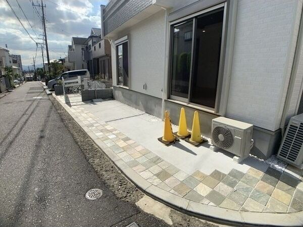 近くのローソン 座間相武台一丁目店まで272m(徒歩4分)