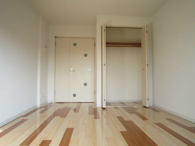 ベッドルーム