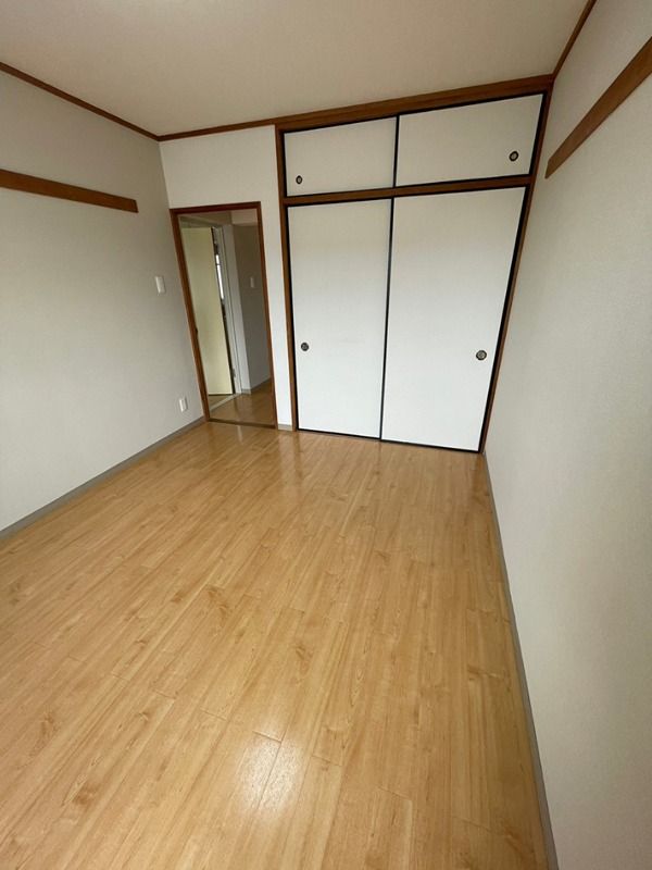 ベッドルーム
