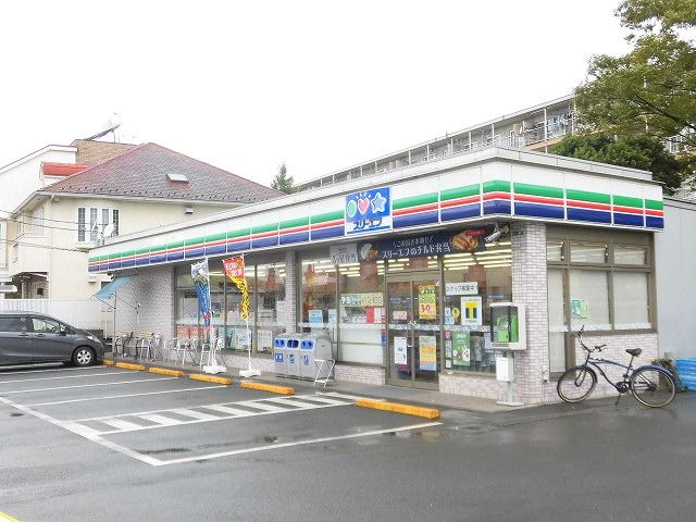 近くのスリーエフ 茅ヶ崎円蔵店まで493m(徒歩7分)