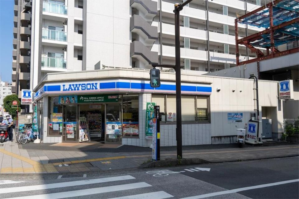 近くのローソン 厚木中央公園東店まで395m（徒歩5分）