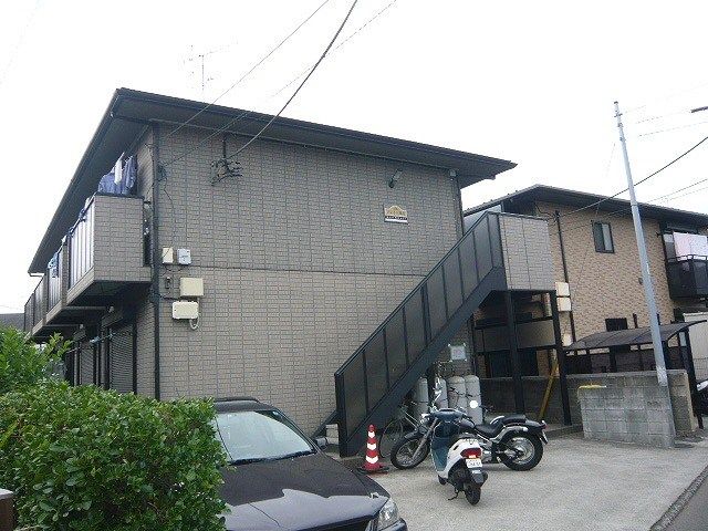近くのローソンストア100 長後店まで260m（徒歩4分）