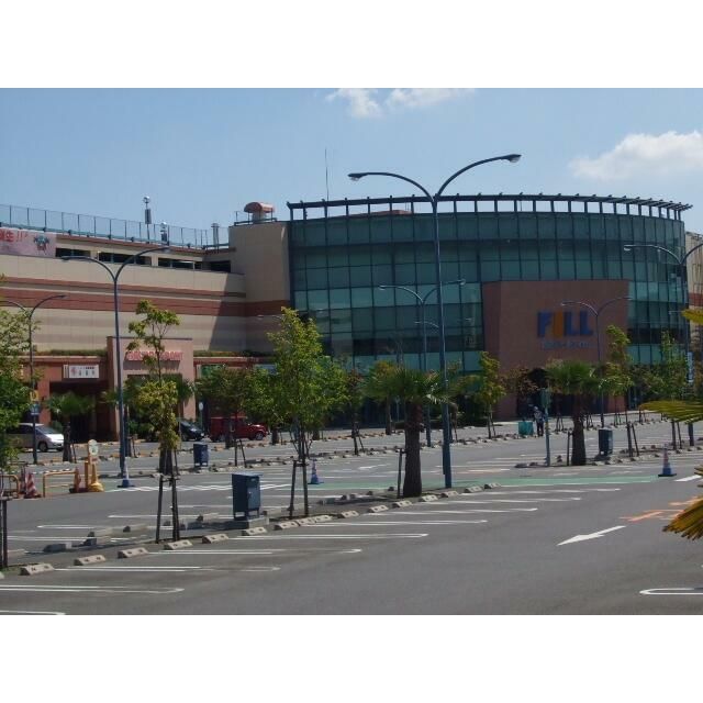 近くの湘南モールフィル店まで768m(徒歩10分)