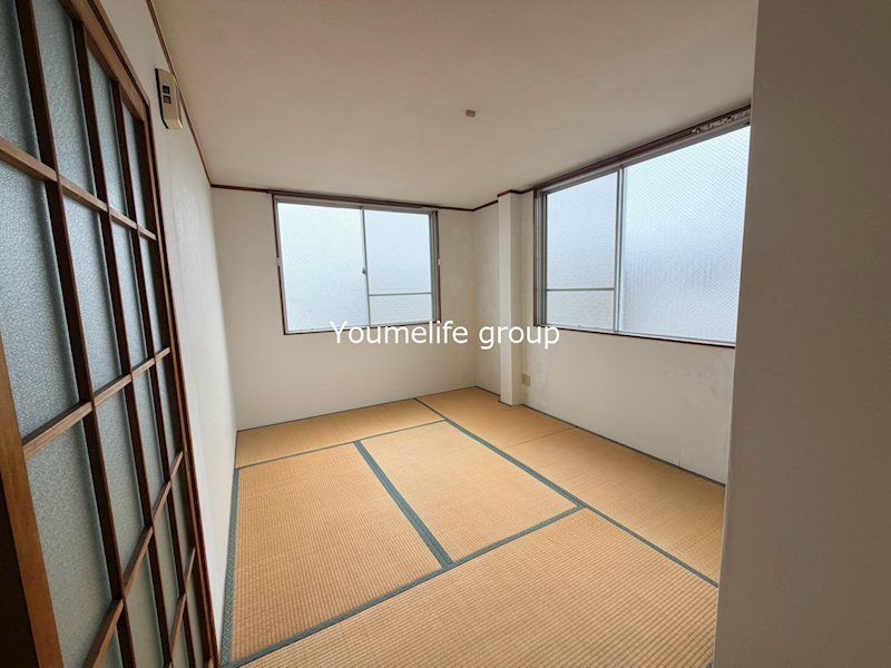 近くのプロストック本厚木店まで271m(徒歩4分)