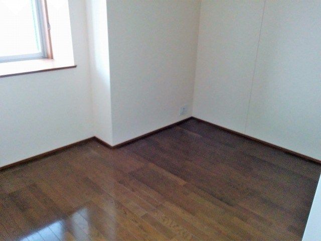 ベッドルーム