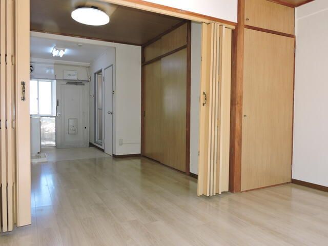 近くのセブンイレブン 横浜平戸町店まで265m(徒歩4分)