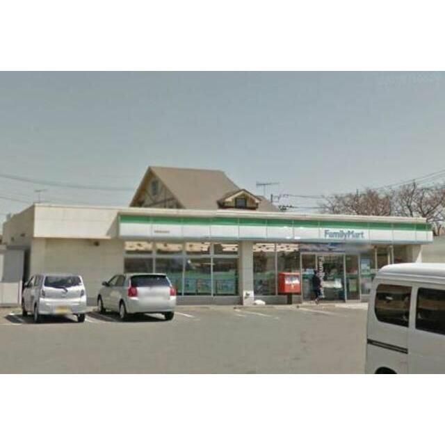 近くのファミリーマート相模原当麻店まで720m(徒歩9分)