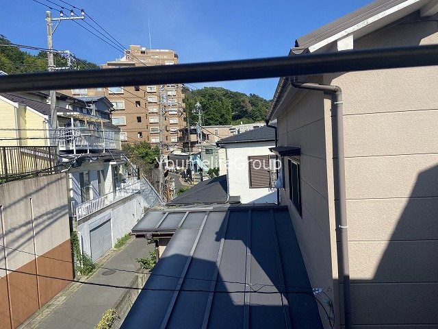 近くのハックドラッグ 藤沢白旗店まで690m(徒歩9分)